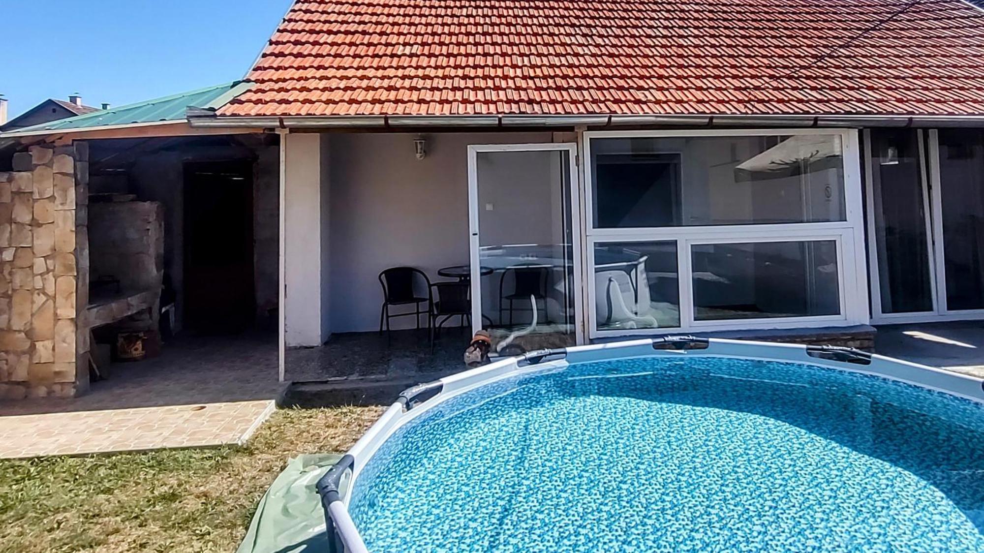 Apatin Apartman Kültér fotó